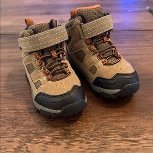 Ozark Trail Tan and Black Kids Sneakers